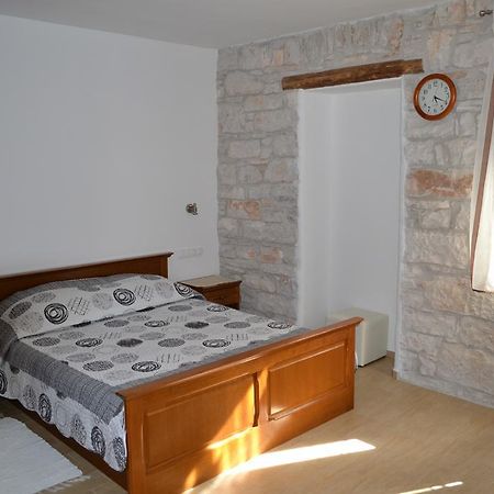 Guesthouse Bale Bagian luar foto