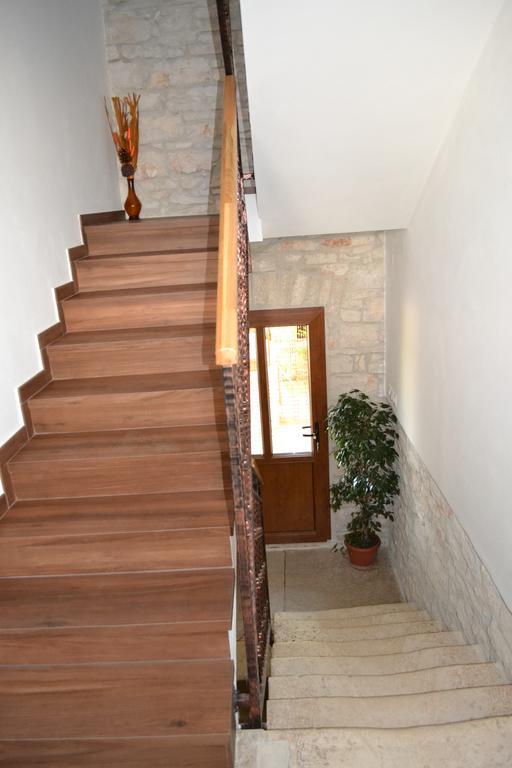 Guesthouse Bale Bagian luar foto