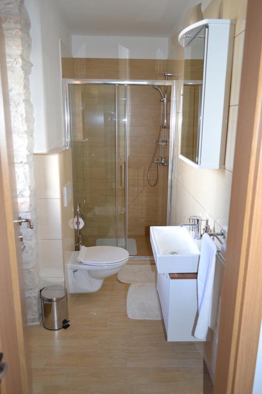 Guesthouse Bale Bagian luar foto