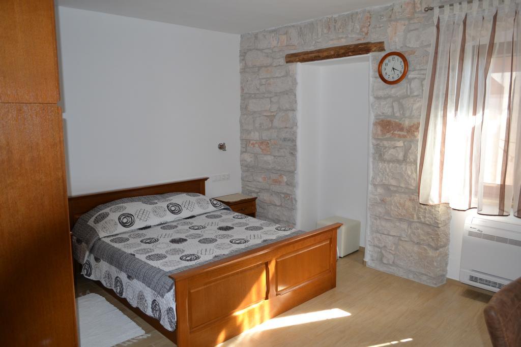 Guesthouse Bale Bagian luar foto